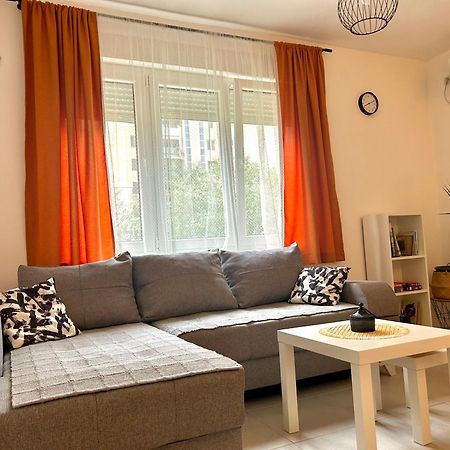 Cozy Apartment, 10 Minutes Walking Distance From The Old Town Kotor Bagian luar foto